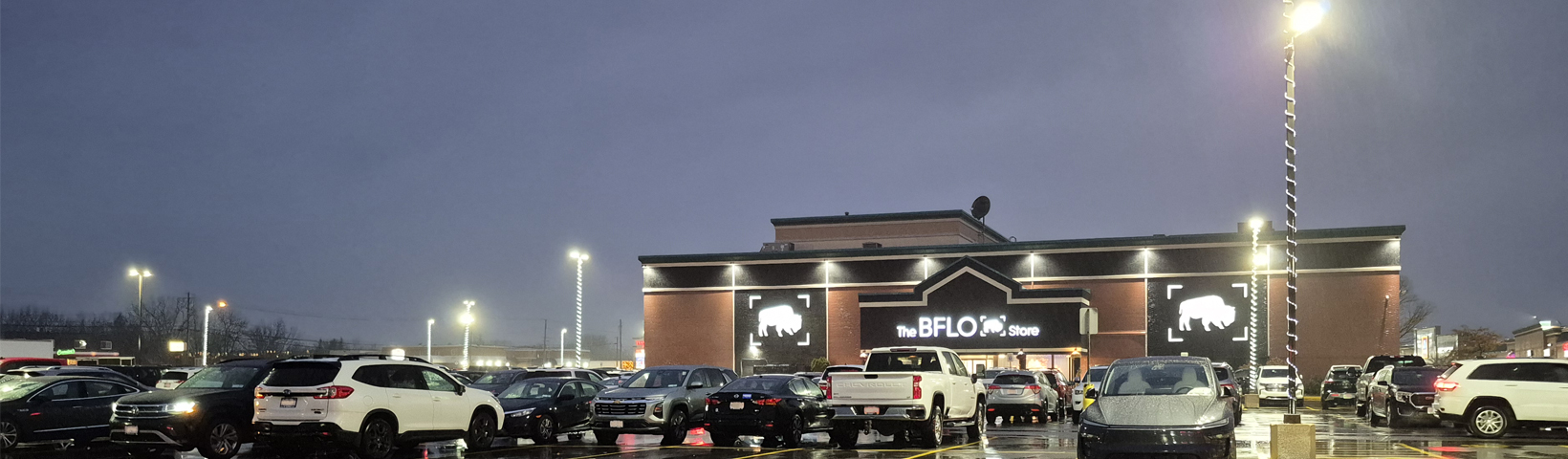 Transitown_Plaza_Buffalo_Store_4C